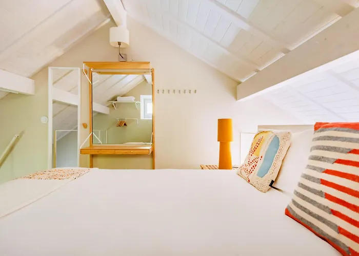 Graca Cozy Lofts, Authentic Gem Apartament Lizbona